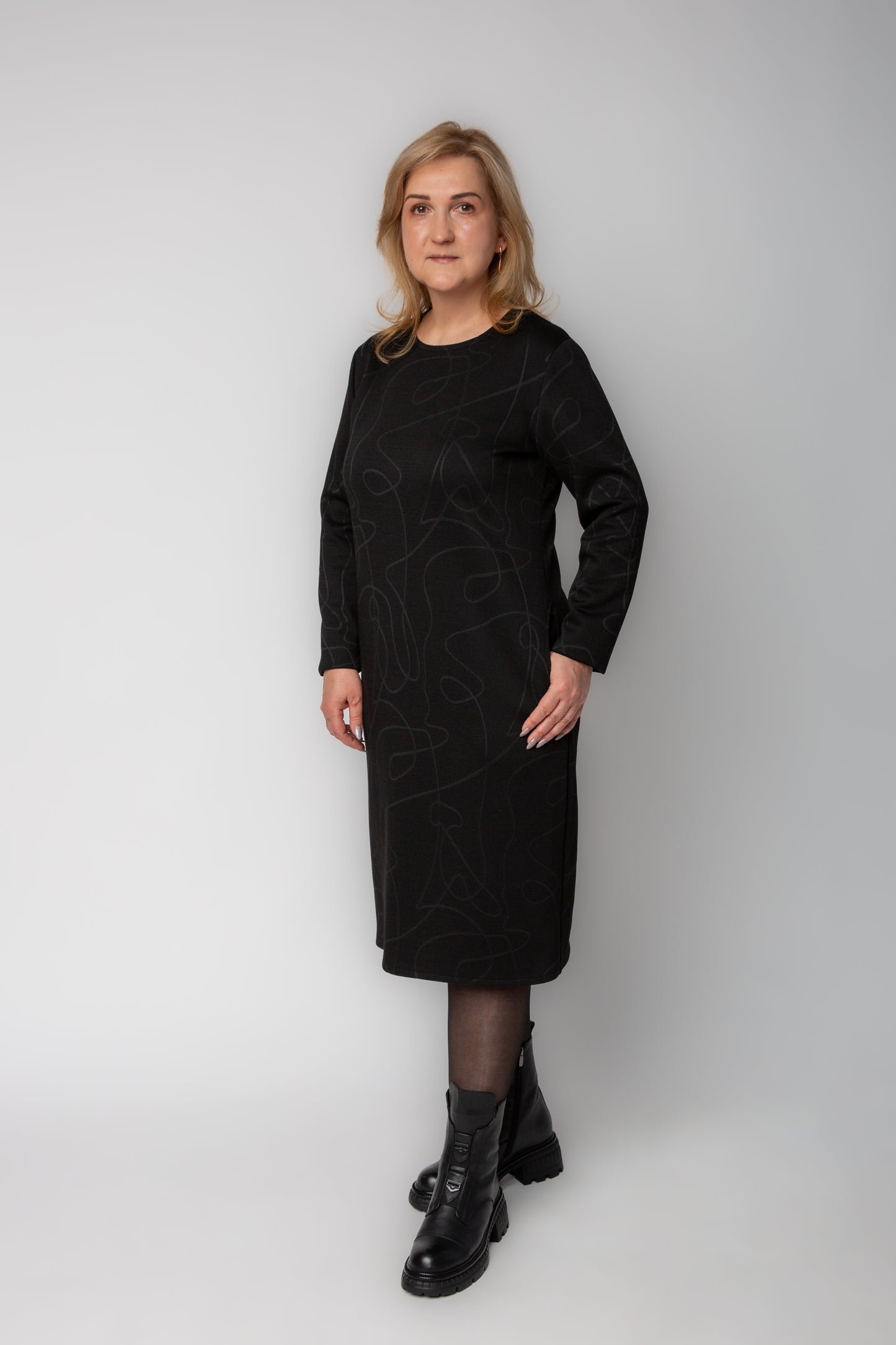 Trikotažinė Suknelė su Raštu (Juoda)