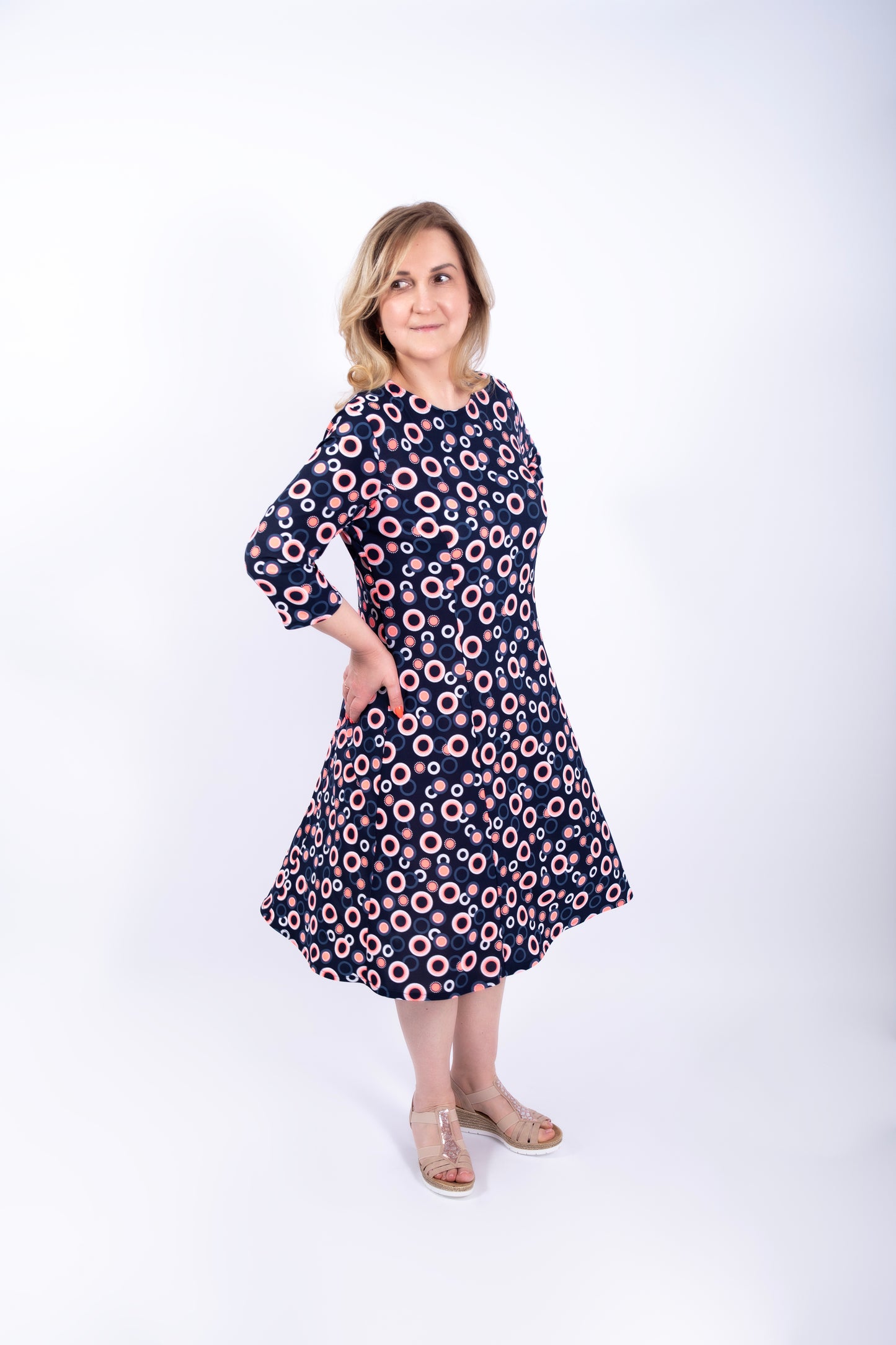 Marga Suknelė (Rutuliukai)
